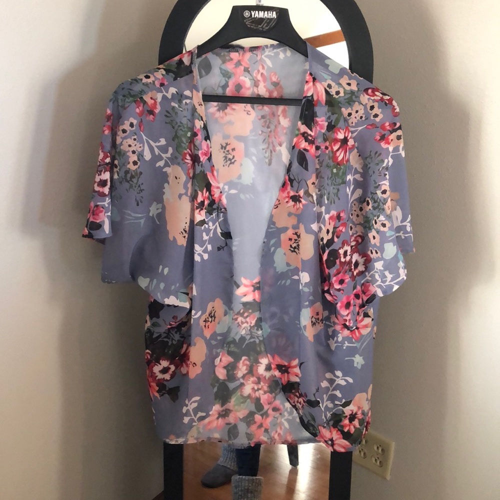 Kimono - Picture 3 of 4